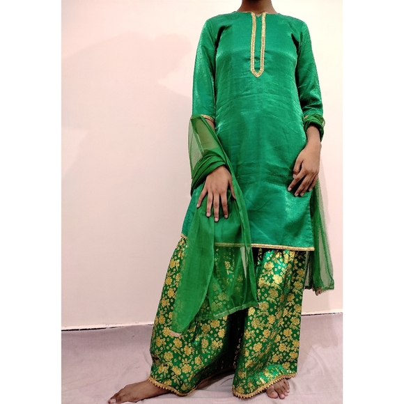 💜Sharara suit with duppata - Picture 7 of 7